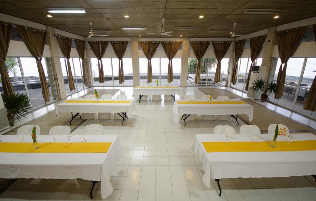 Sta. Monica Beach Club Dumaguete City Esterno foto