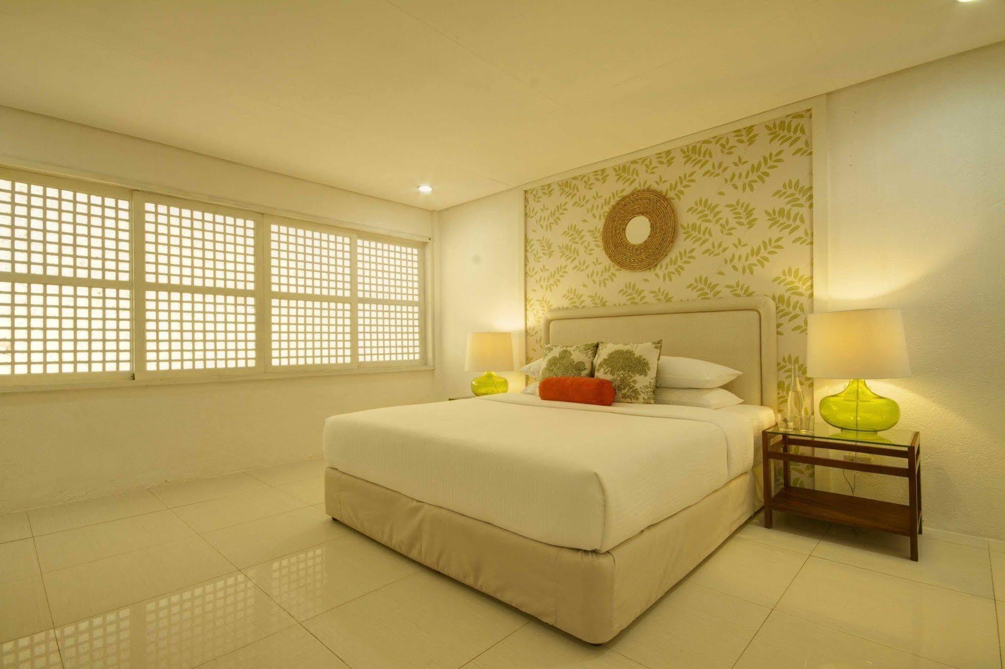 Sta. Monica Beach Club Dumaguete City Esterno foto