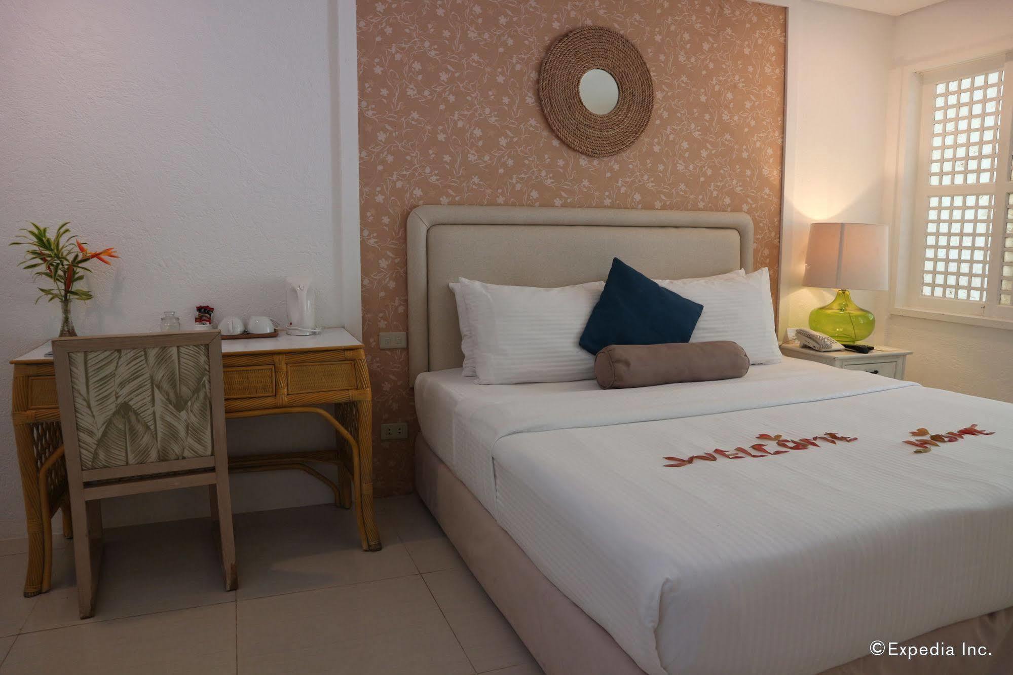Sta. Monica Beach Club Dumaguete City Esterno foto
